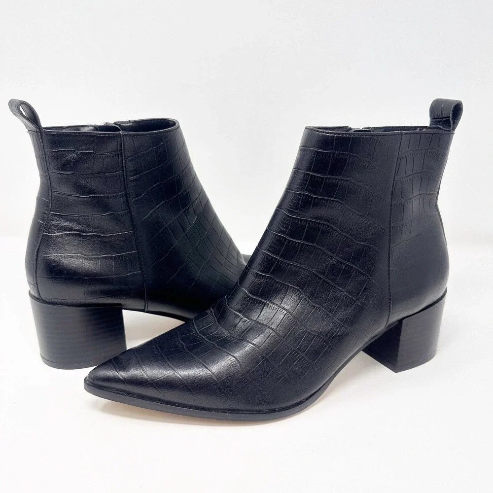 Saks Fifth Avenue Ankle Bootie Sz 7.5M Emerson Croc-embossed Leather Block Heel